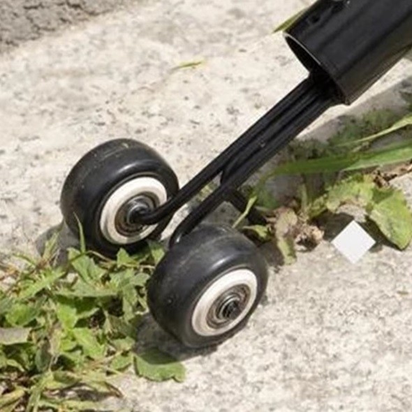 Dispozitiv pentru îndepărtarea buruienilor