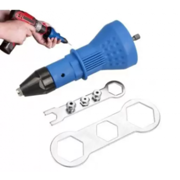 Adaptor de bormasina pentru nituit